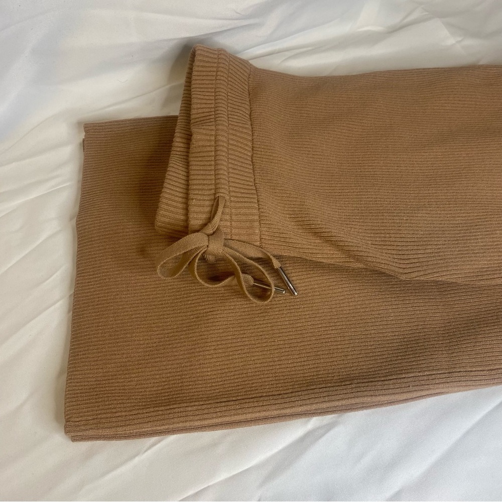 Reiss Camel Ribbed Knit Trousers - Picture 4 of 9